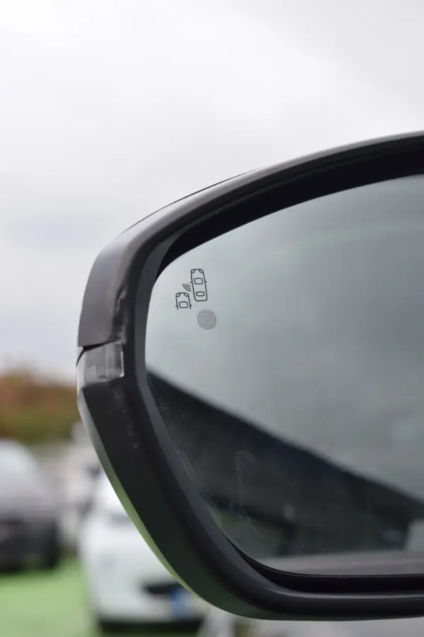 Peugeot 3008 1.6 BlueHDi Allure EAT6 14