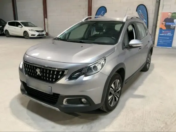 Peugeot 2008 1.2 PureTech Allure 1