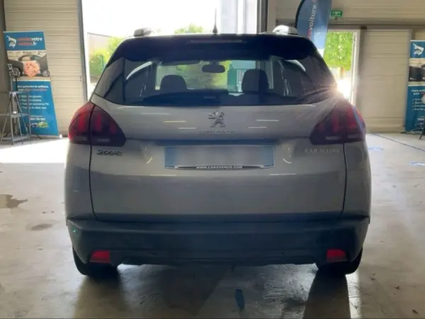 Peugeot 2008 Outro 4