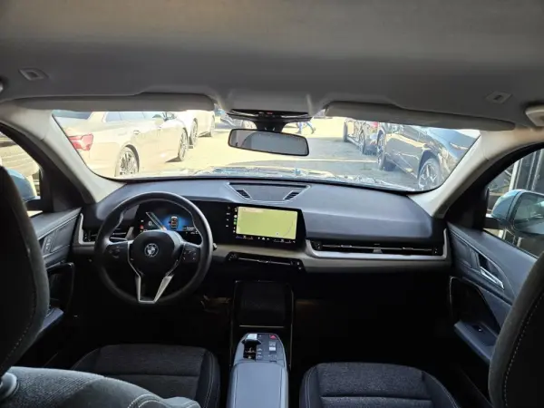 BMW X1 25 e xDrive 8