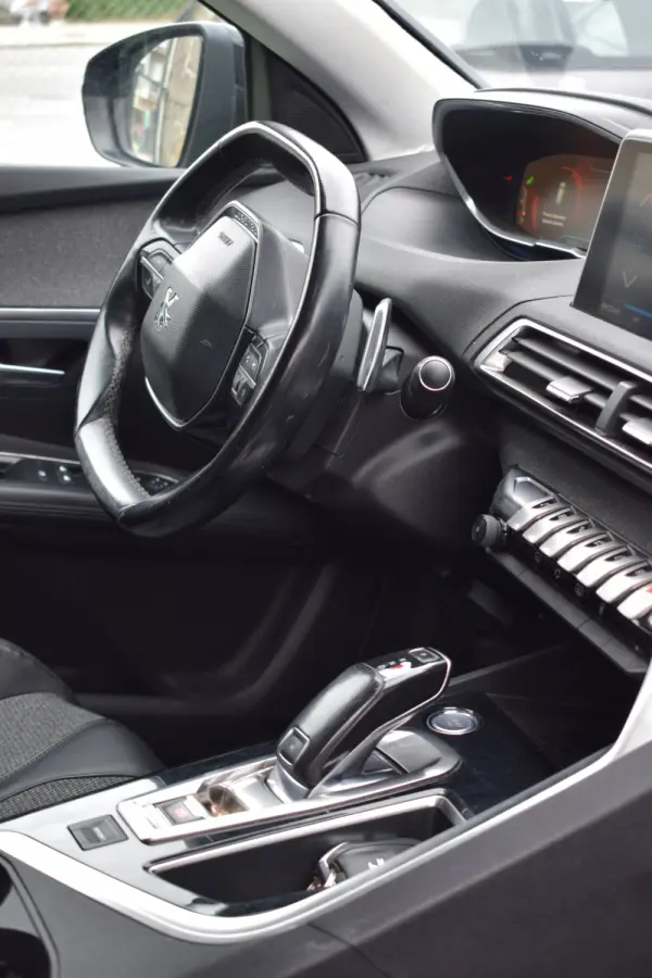 Peugeot 3008 1.6 BlueHDi Allure EAT6 9