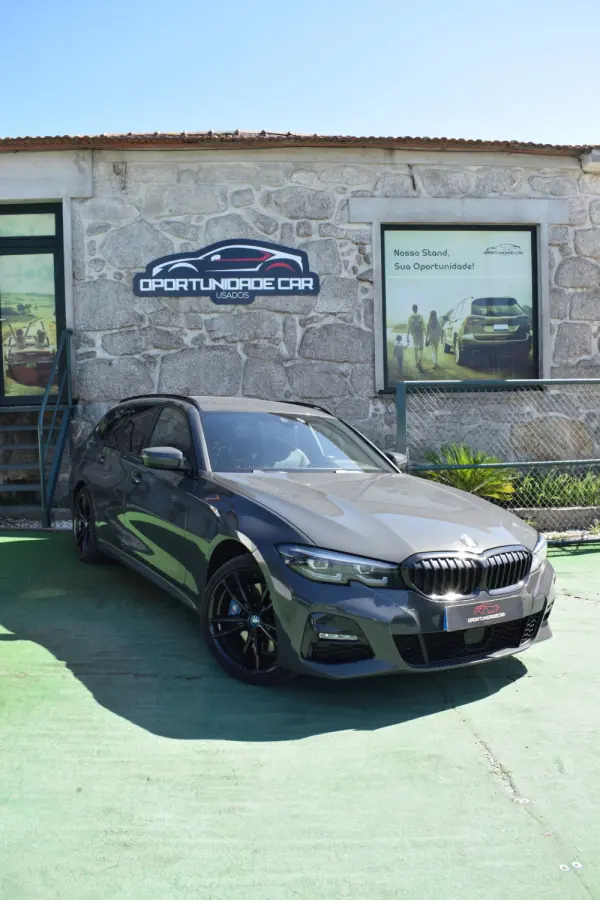 BMW 330 2