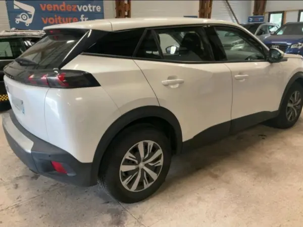 Peugeot 2008 PureTech 100 Active 5