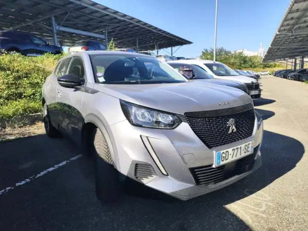 Peugeot 2008 PureTech 130 EAT8 Active Pack 1