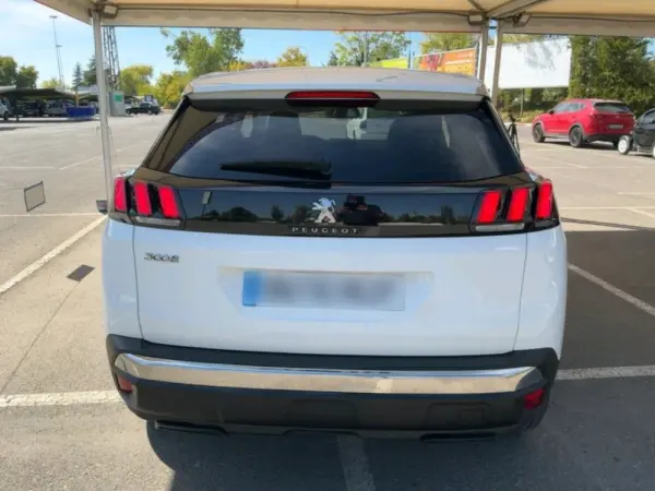 Peugeot 3008 1.2 PureTech Allure Pack 7