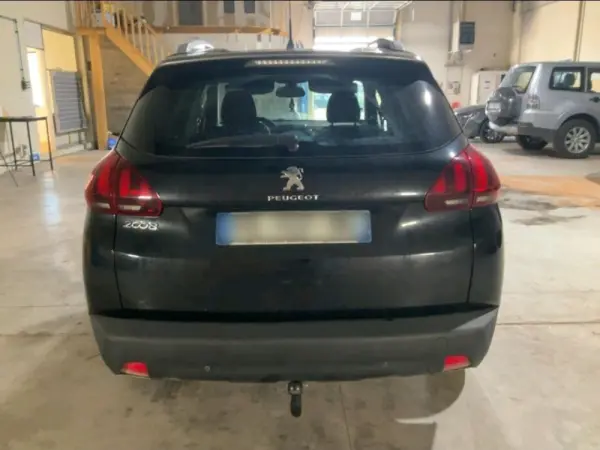 Peugeot 2008 1.2 PureTech Style 8