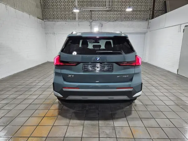 BMW X1 25 e xDrive 3