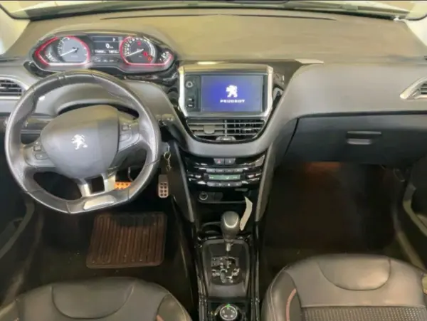 Peugeot 2008 1.2 PureTech GT Line EAT6 5