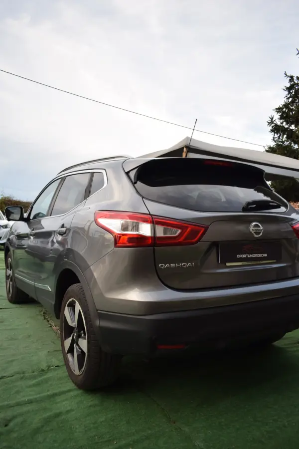 Nissan Qashqai 1.5 dCi 360 10