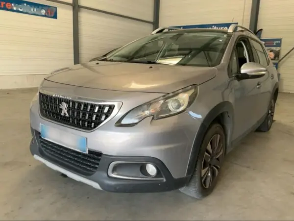 Peugeot 2008 1.2 PureTech Allure 1