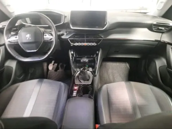 Peugeot 2008 PureTech 100 Allure 10