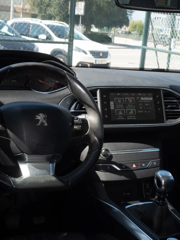 Peugeot 308 1.6 e-HDi Allure 9