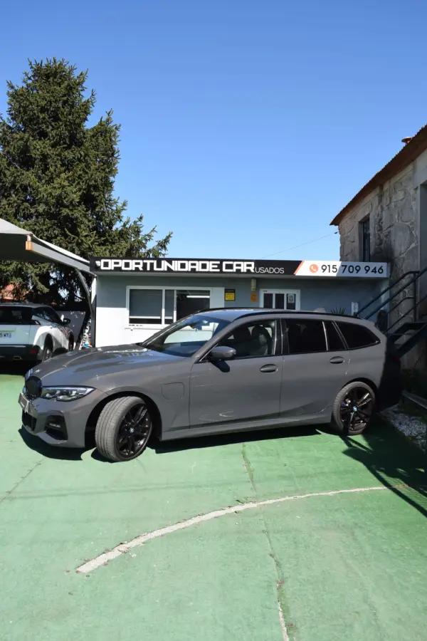 BMW 330 4