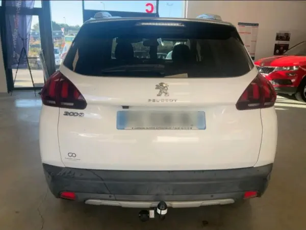 Peugeot 2008 1.2 VTi Allure 2