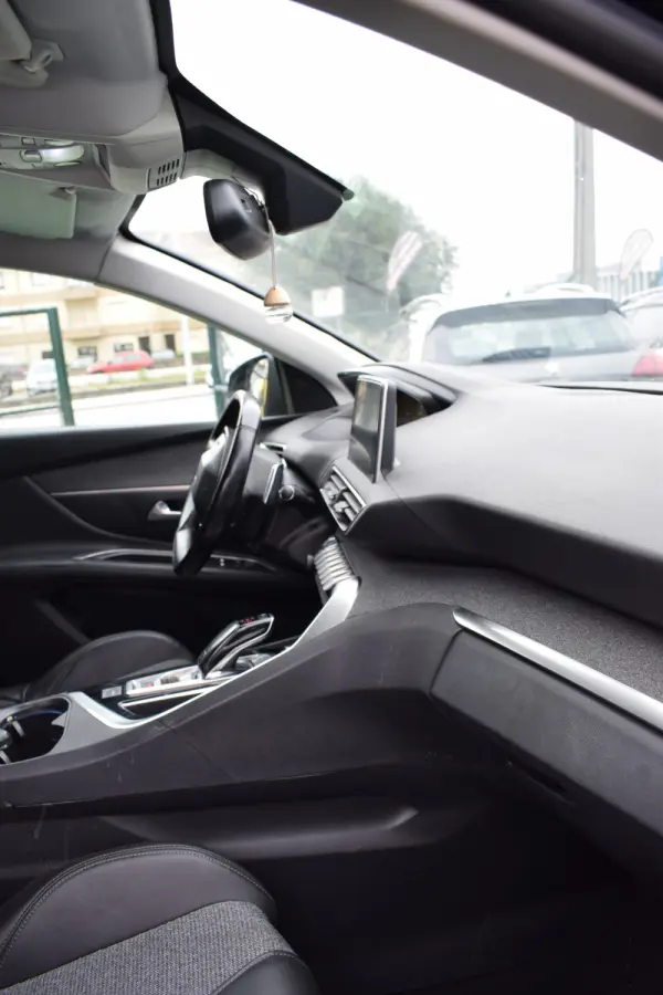 Peugeot 3008 1.6 BlueHDi Allure EAT6 5