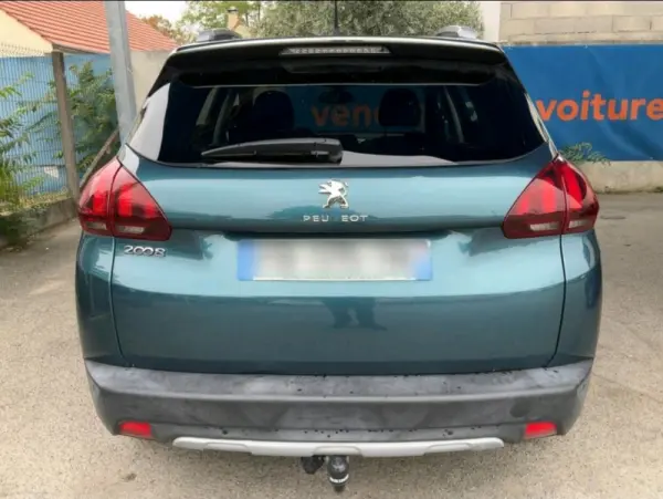 Peugeot 2008 1.2 PureTech Allure EAT6 2
