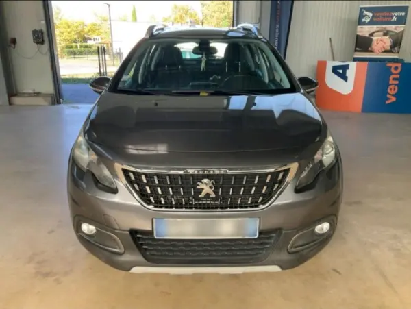 Peugeot 2008 1.2 PureTech Allure EAT6 7