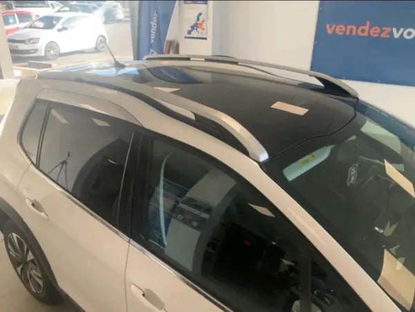 Peugeot 2008 1.2 VTi Allure 9
