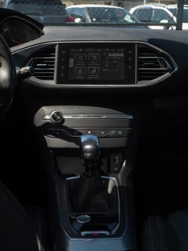 Peugeot 308 1.6 e-HDi Allure 7