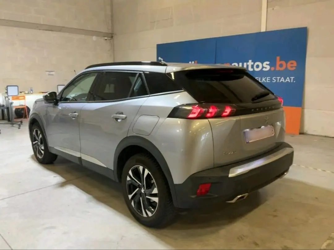Peugeot 2008 PureTech 130 EAT8 Allure 10