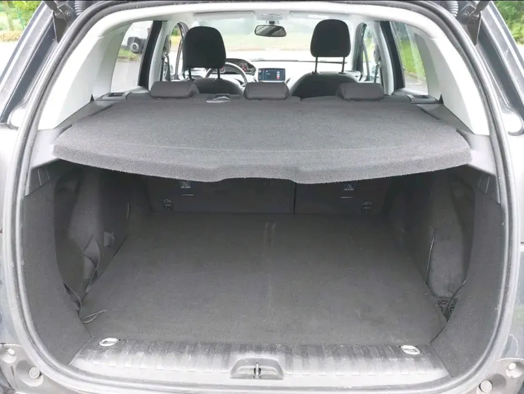 Peugeot 2008 1.2 PureTech Style 5