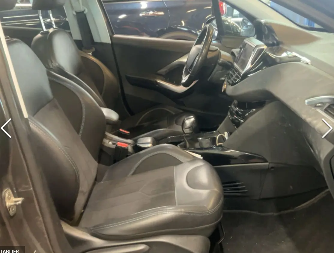 Peugeot 2008 1.2 PureTech Crossway 3