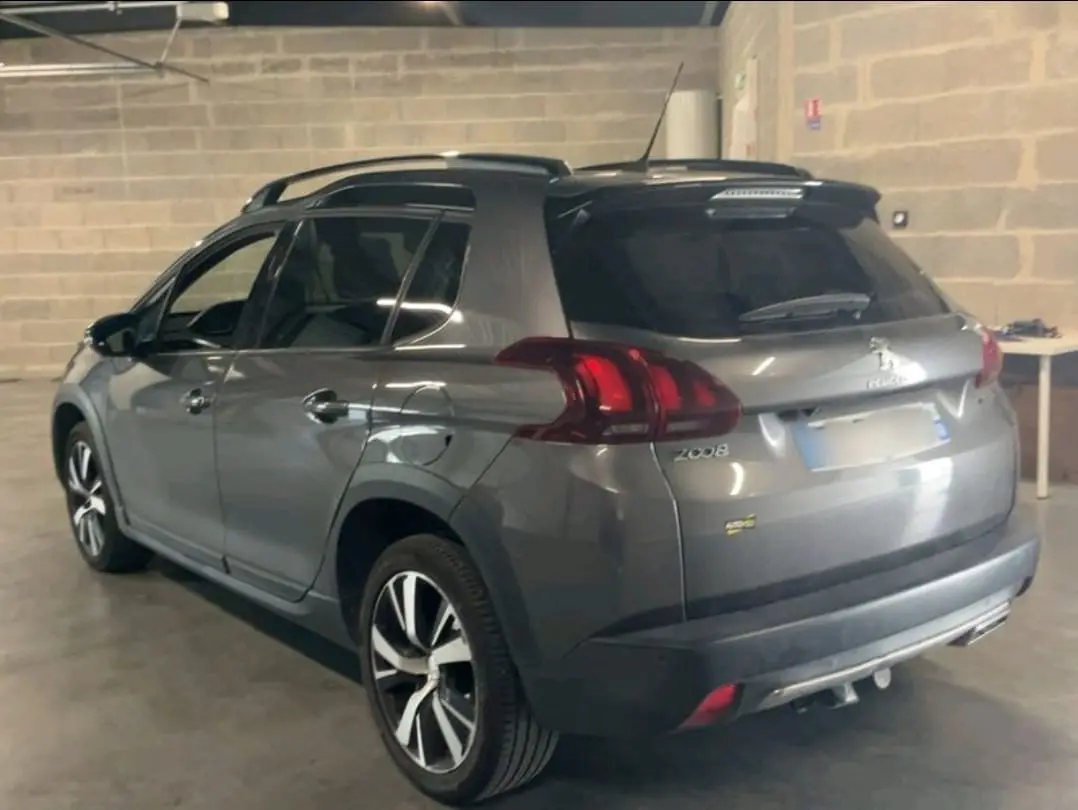 Peugeot 2008 1.2 PureTech GT Line EAT6 8