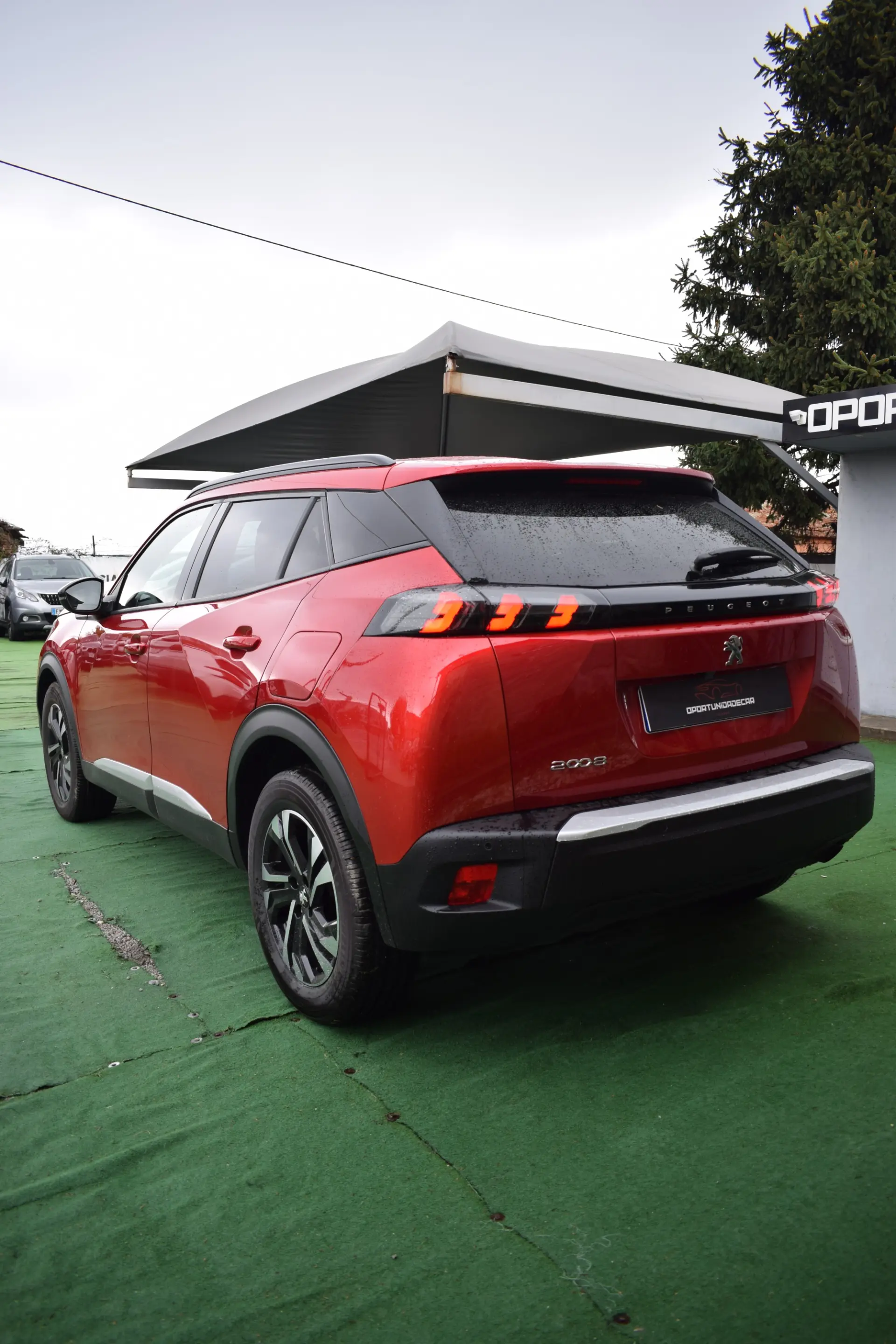 Peugeot 2008 PureTech 100 Allure 14