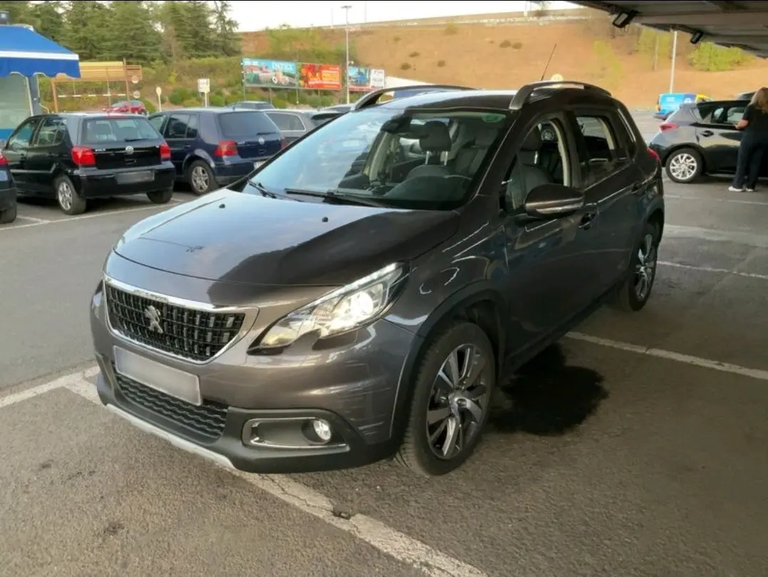 Peugeot 2008 1.2 PureTech Allure 1