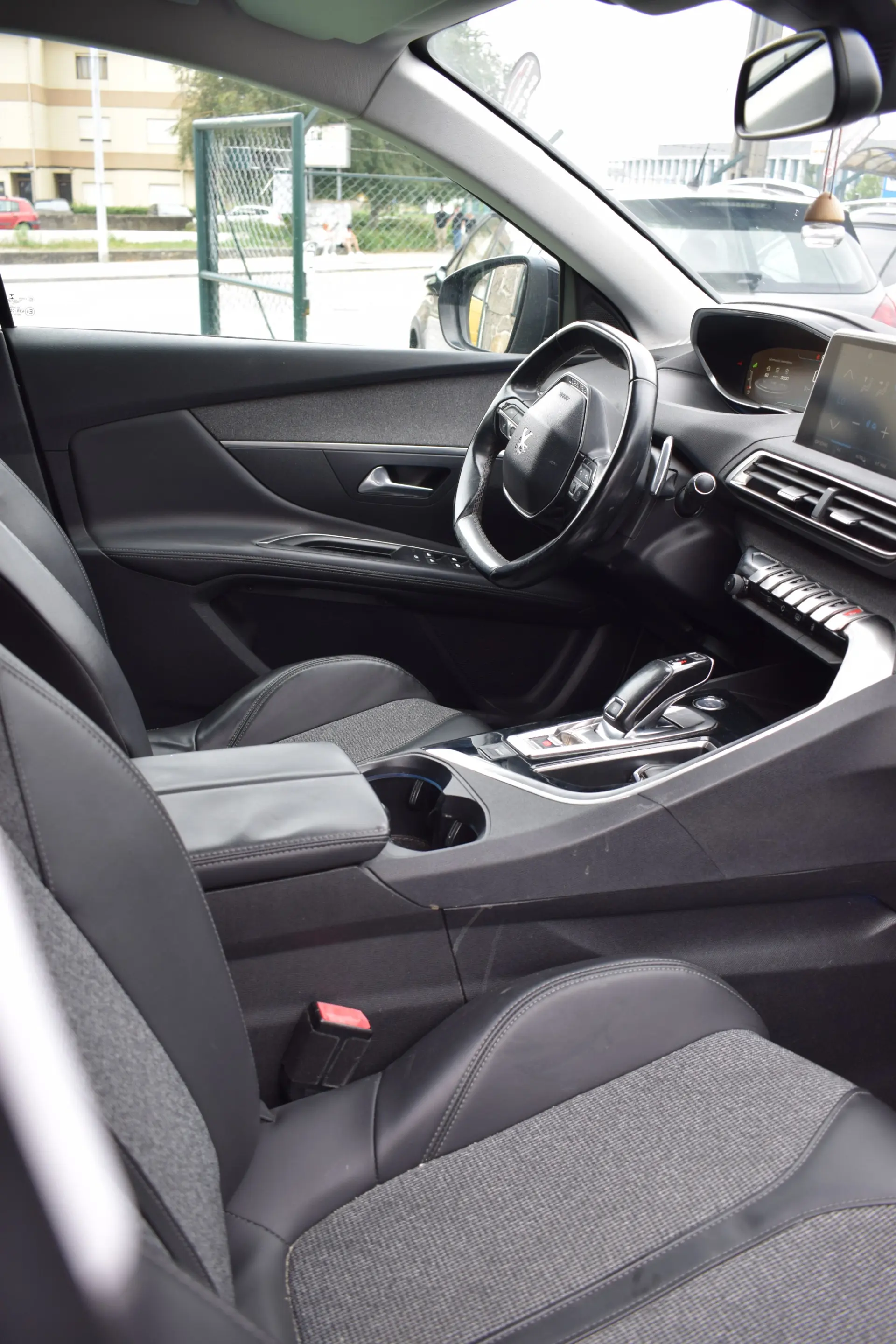 Peugeot 3008 1.6 BlueHDi Allure EAT6 6