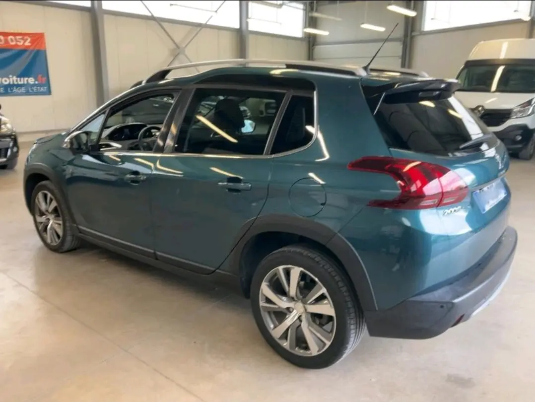 Peugeot 2008 1.2 PureTech Crossway EAT6 2