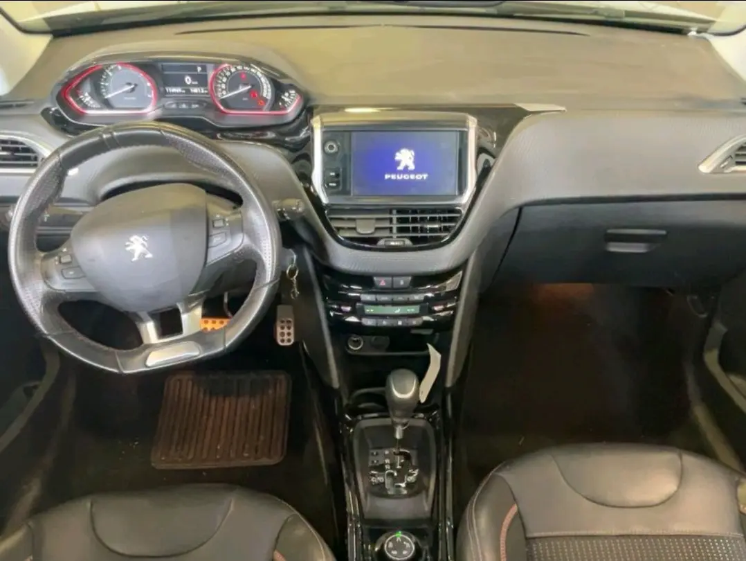 Peugeot 2008 1.2 PureTech GT Line EAT6 5
