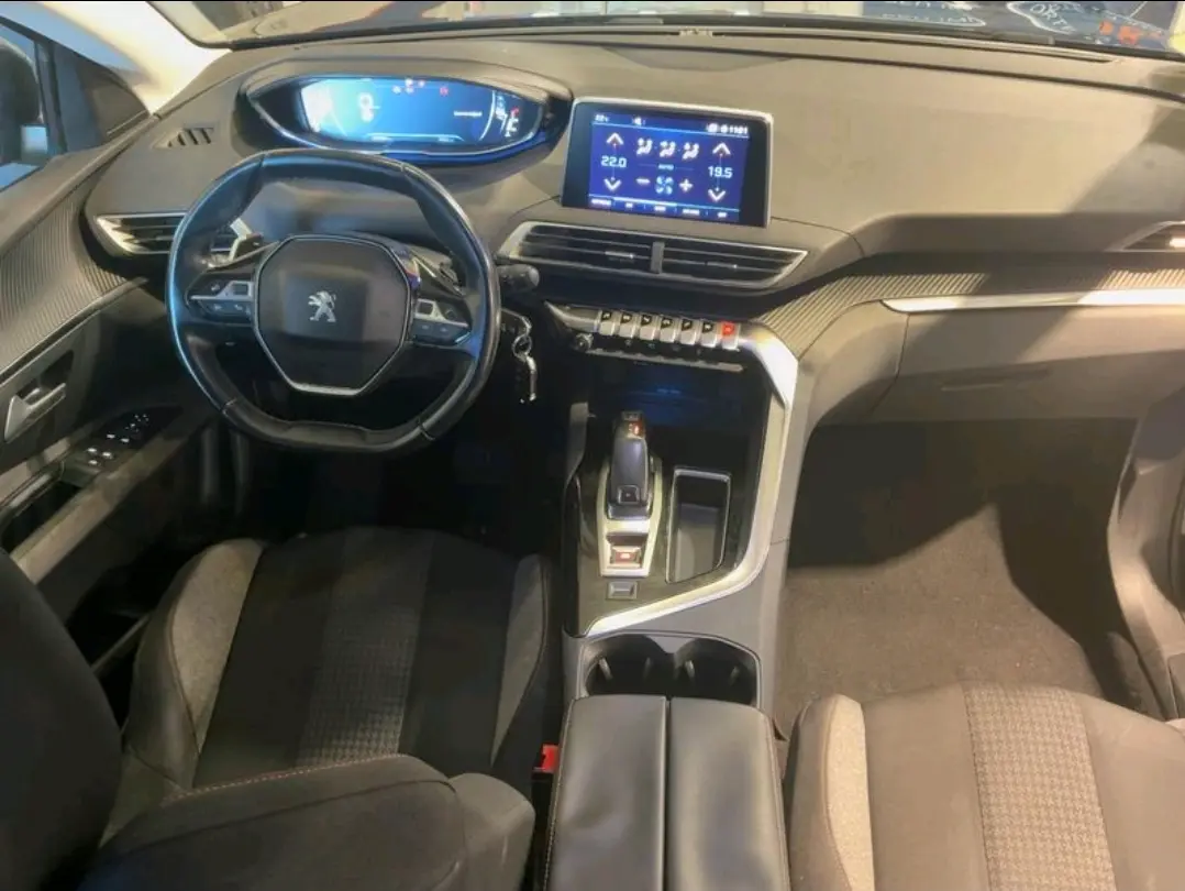 Peugeot 5008 BlueHDI 120 EAT6 Active Business.Pack 6