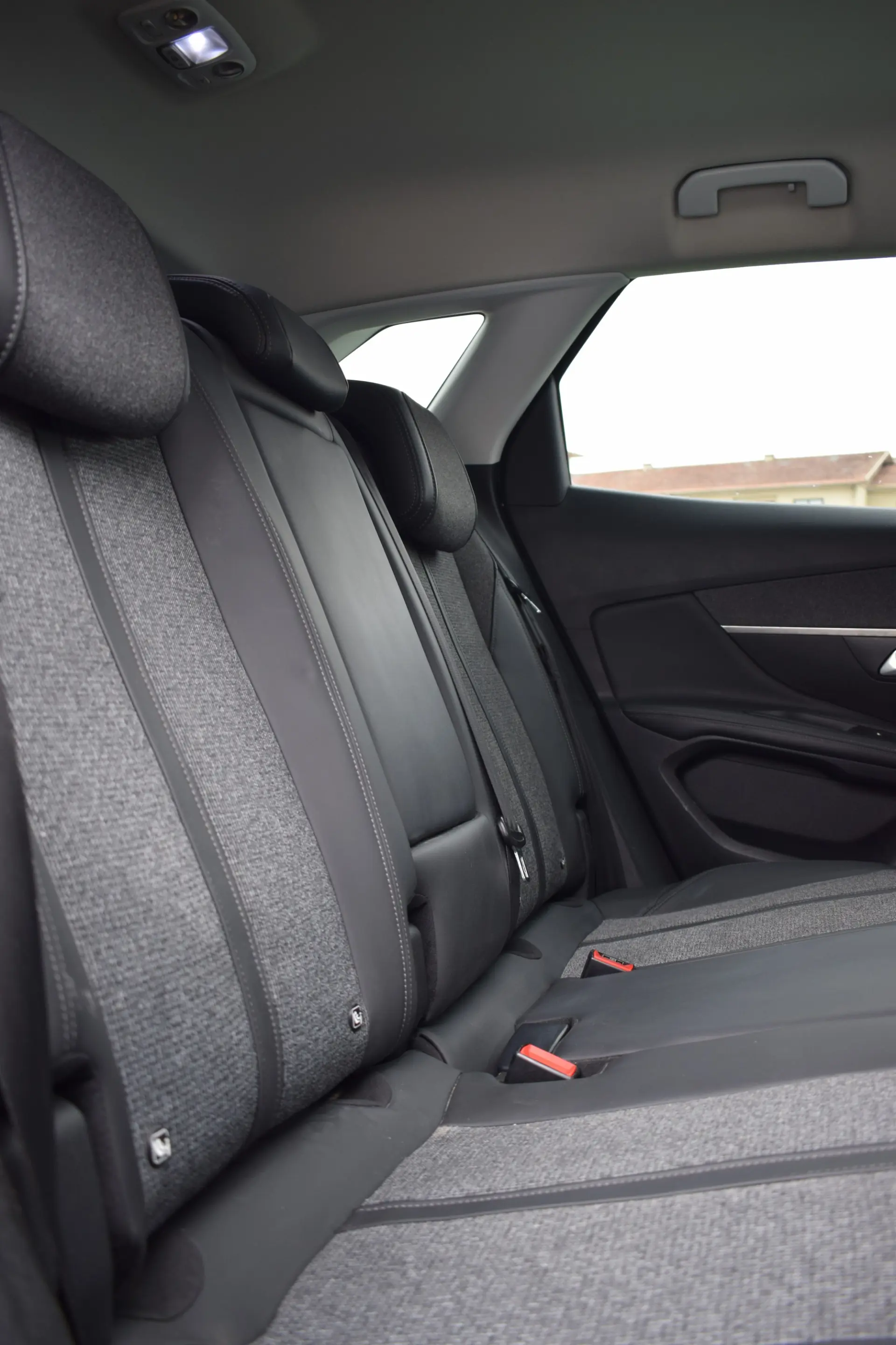 Peugeot 3008 1.6 BlueHDi Allure EAT6 17