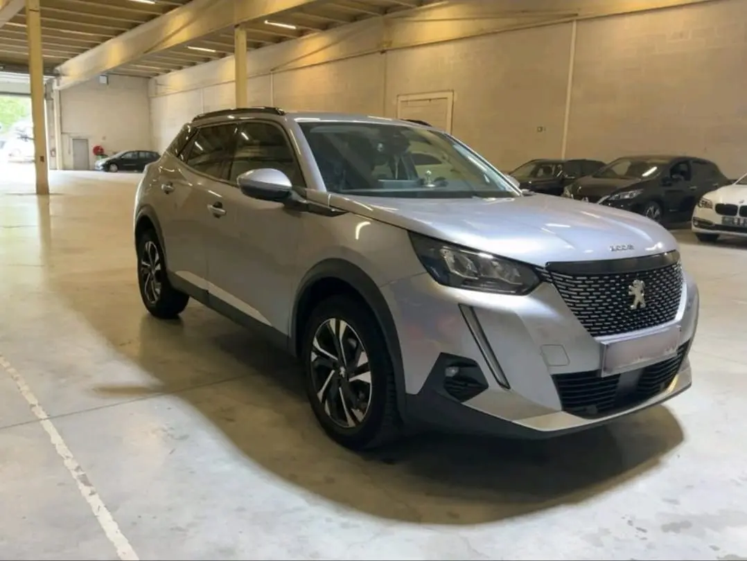 Peugeot 2008 PureTech 130 EAT8 Allure 8