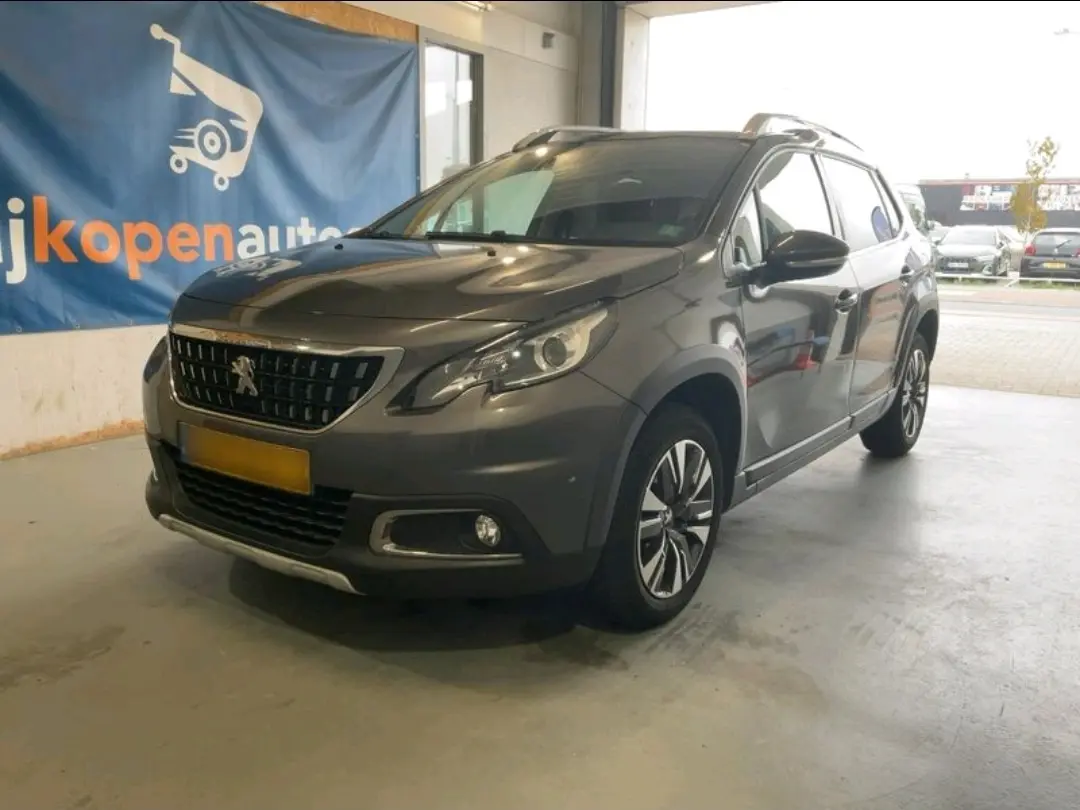 Peugeot 2008 1.2 PureTech Allure EAT6 1