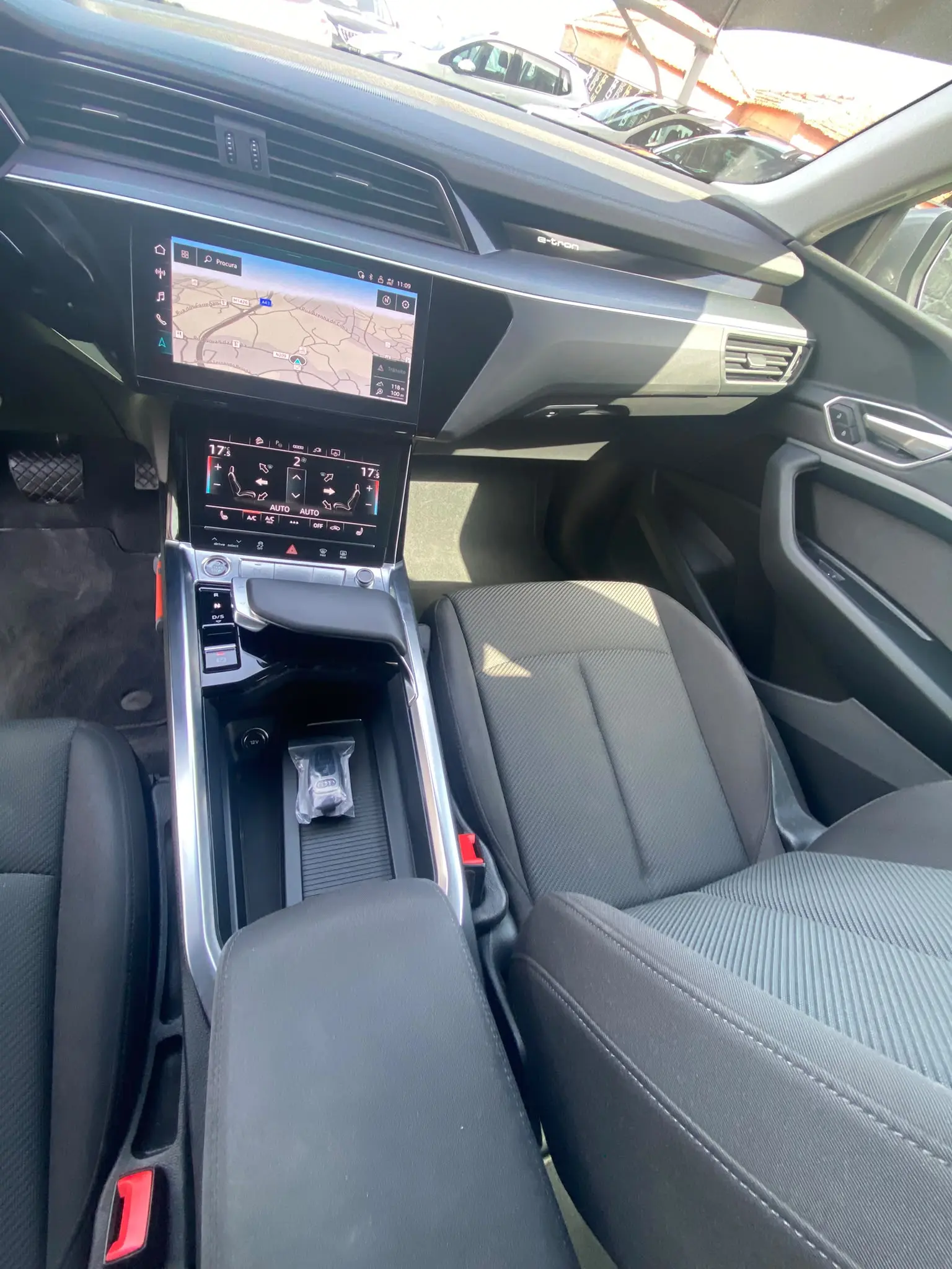 Audi e-tron 50 quattro 8