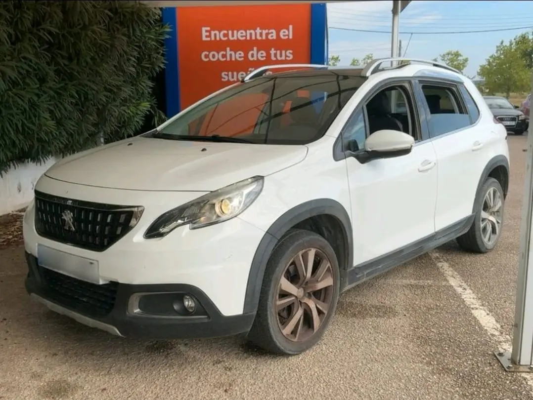 Peugeot 2008 1.2 PureTech Allure 1