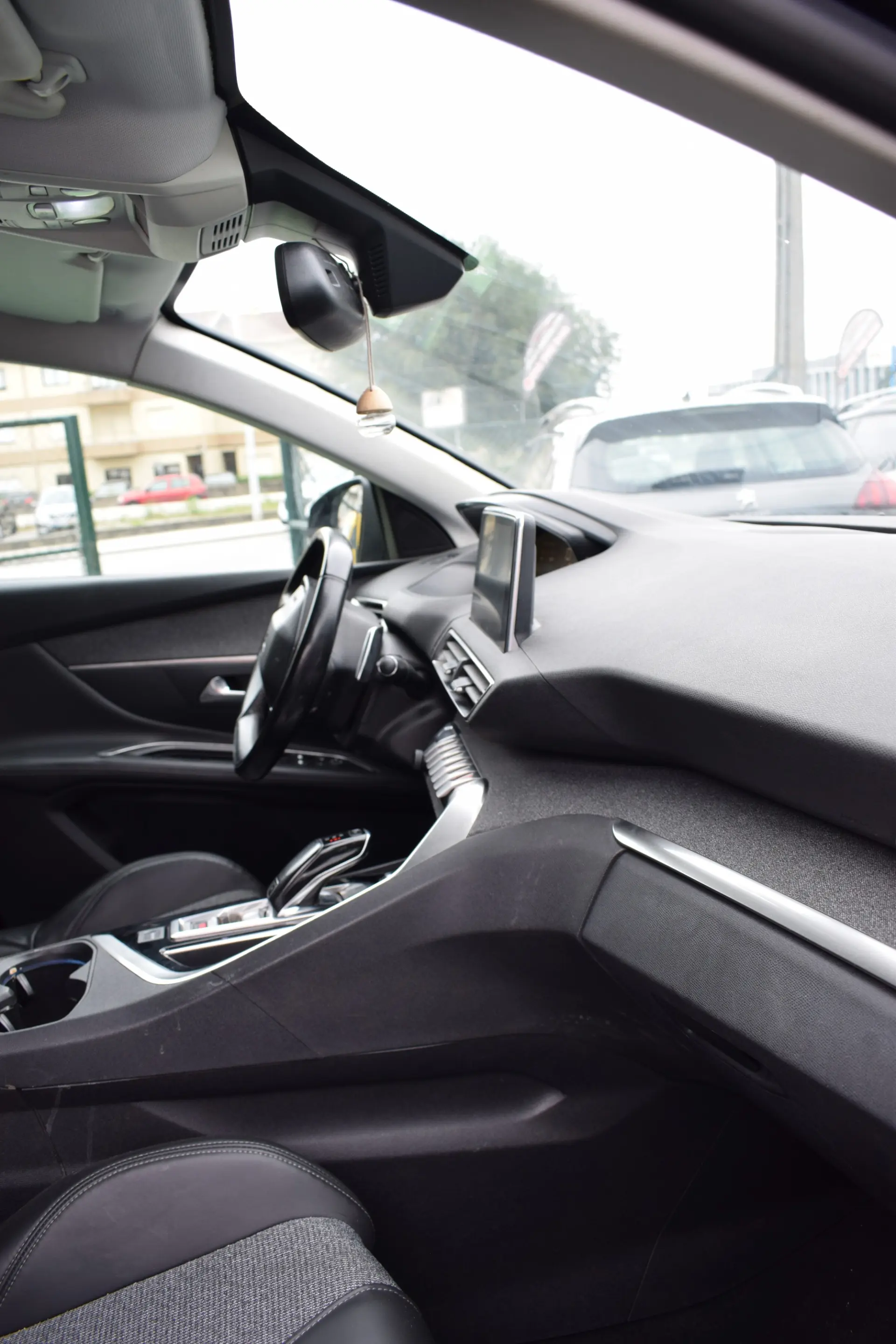 Peugeot 3008 1.6 BlueHDi Allure EAT6 5