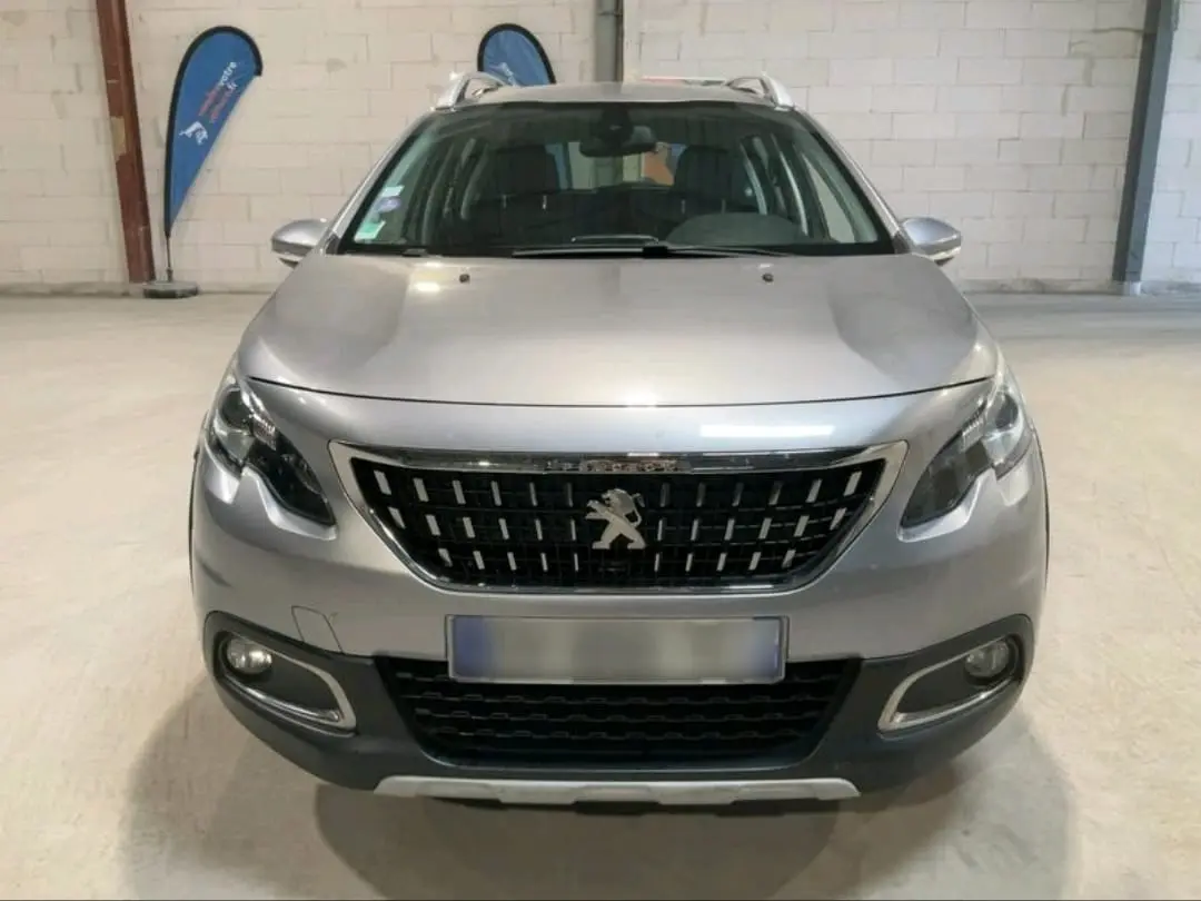 Peugeot 2008 1.2 PureTech Allure 3