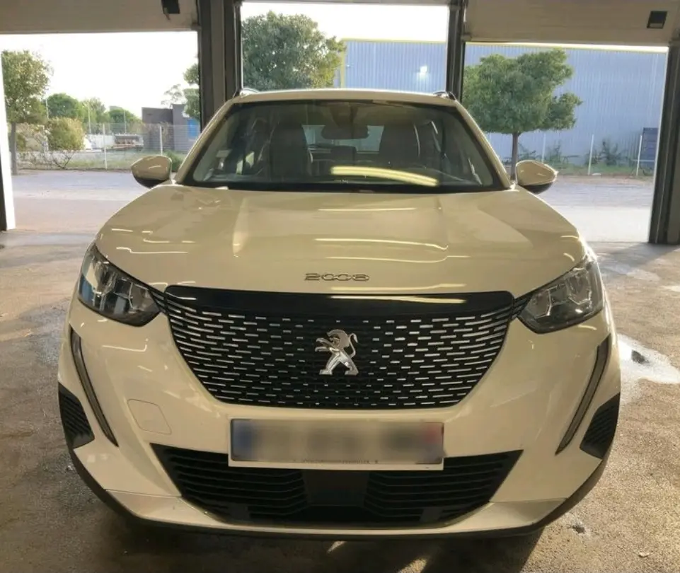 Peugeot 2008 PureTech 100 Allure 5