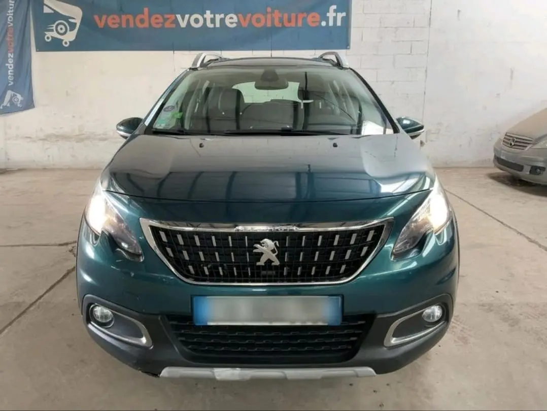 Peugeot 2008 1.2 PureTech Allure EAT6 1
