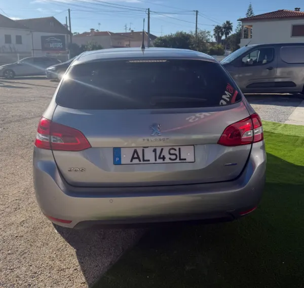 Peugeot 308 1.6 BLUE-HDI ACTIVE 6