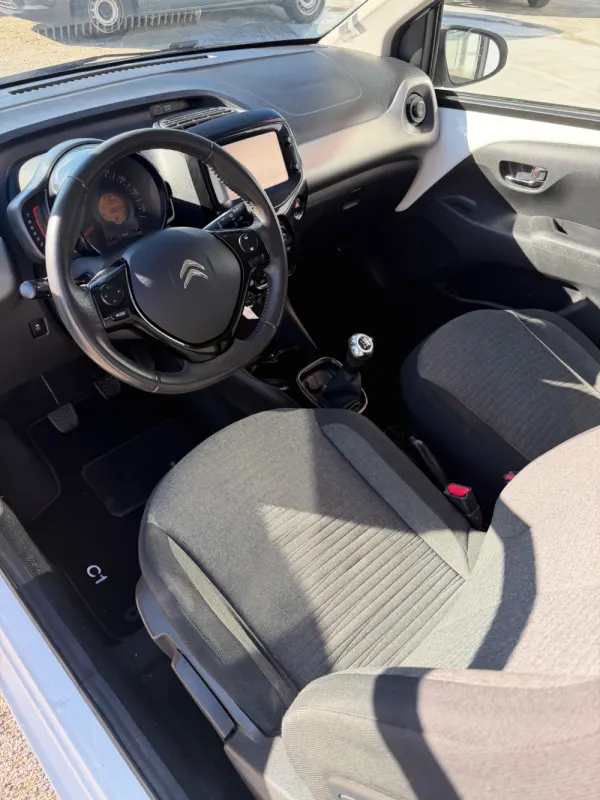 Citroën C1 VTi Shine 4