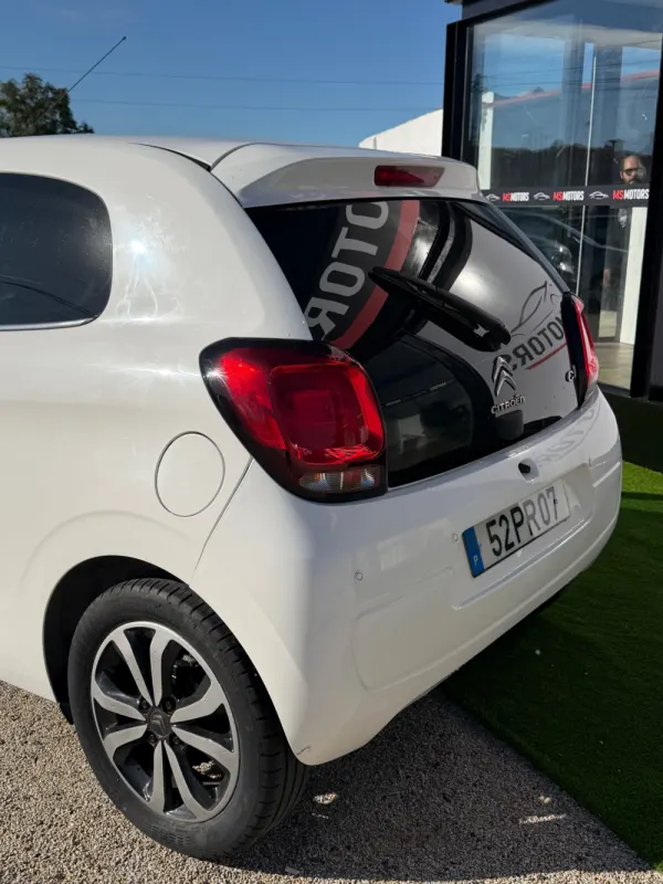 Citroën C1 VTi Shine 2
