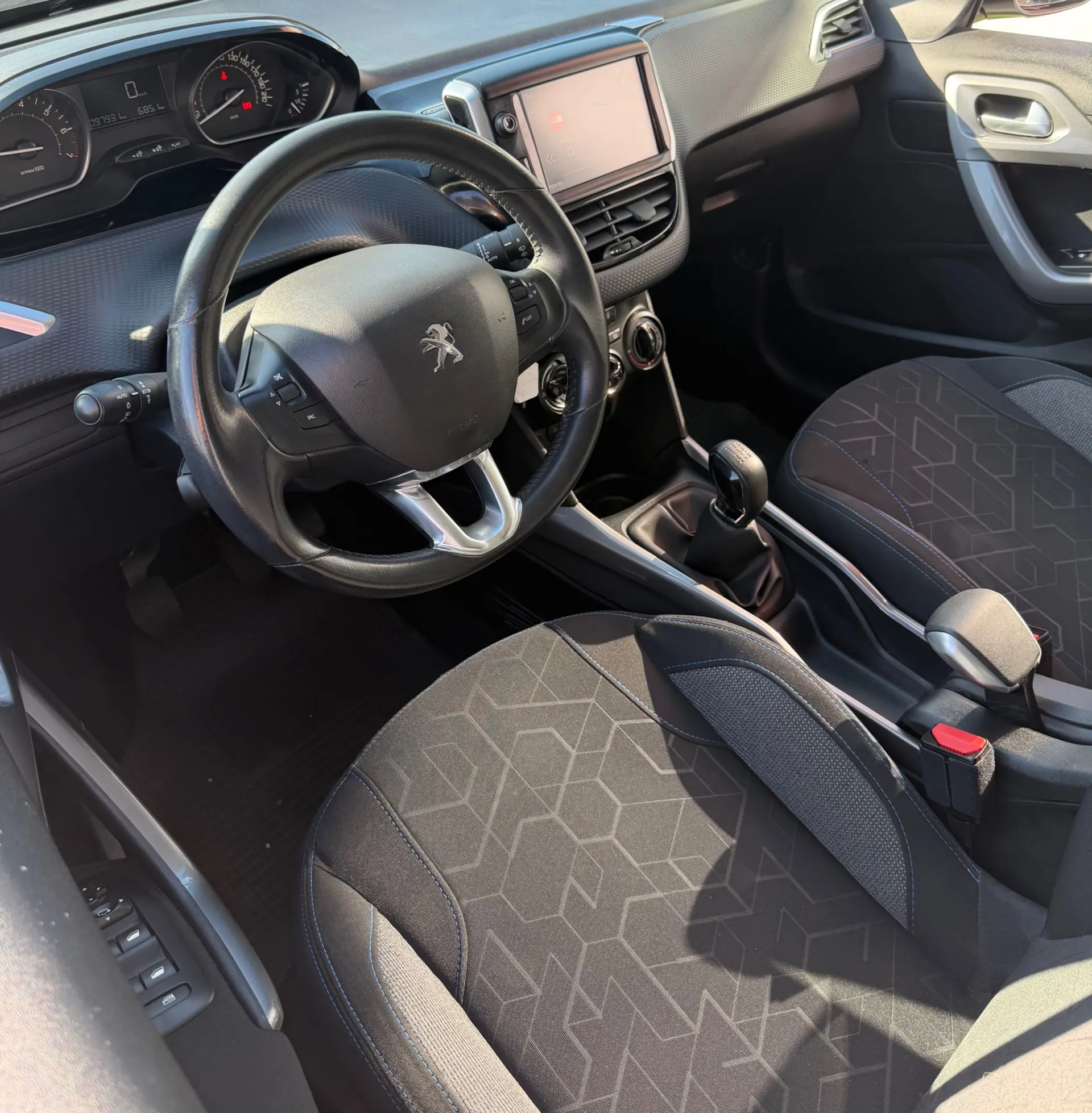 Peugeot 2008 Style 3