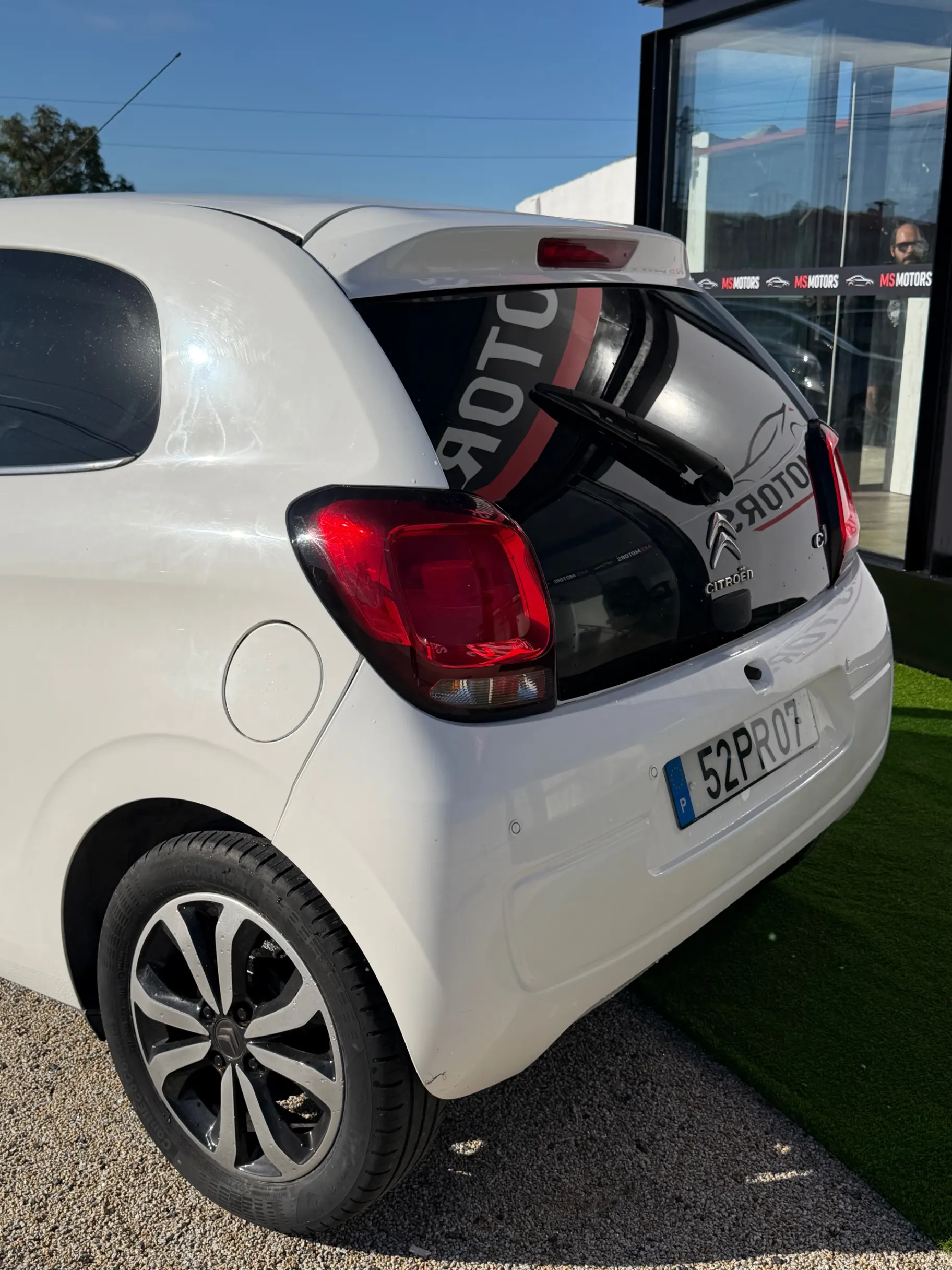 Citroën C1 VTi Shine 2