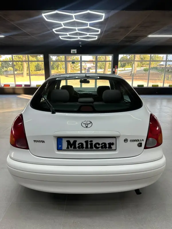 Toyota Corolla 1.4 VVT-i 5
