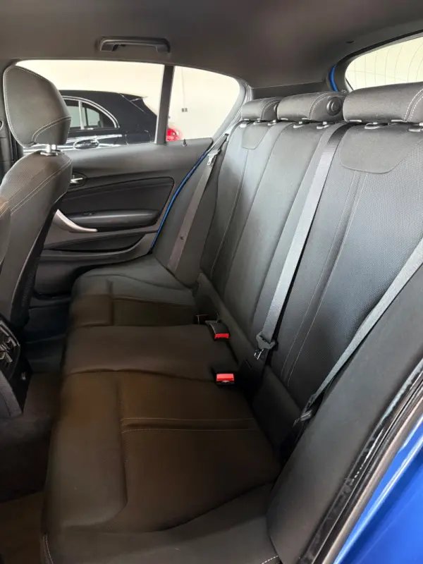 BMW 116 d Edition M Sport Shadow 17
