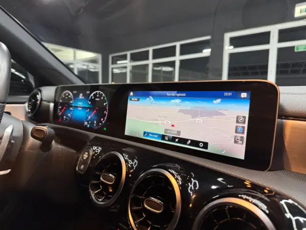 Mercedes-Benz A 200 7G-DCT Edition AMG Line 10